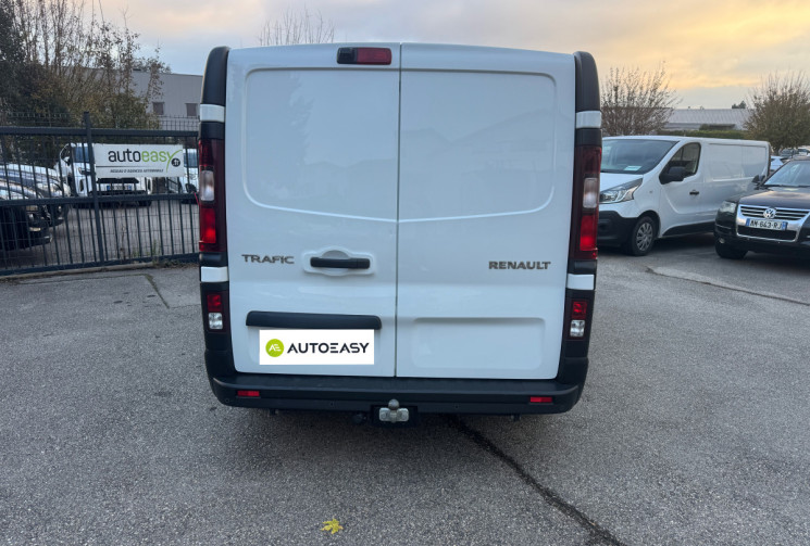 Renault Trafic L2H1 / 2.0 DCI / 145 CH / GRAND CONFORT / 6 PLACES / EDC 