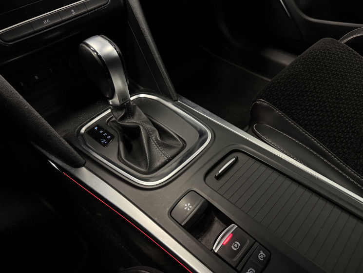 Renault Megane Estate 1.6 dCi 165 ch energy Intens EDC