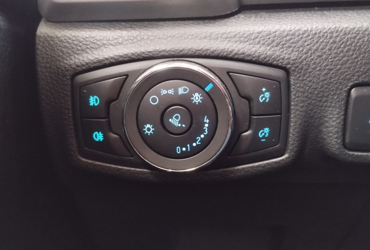 Ford Ranger LIMITED III Phase 3 2.0 EcoBlue 16V Pickup Super Cabine 4x4 213 cv TVA RECUPERABLE 