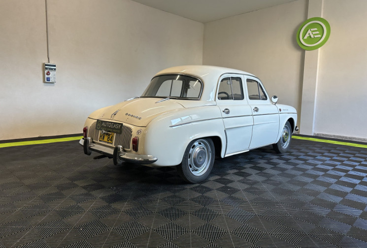 Renault Dauphine Ondine de 1961 excellent état