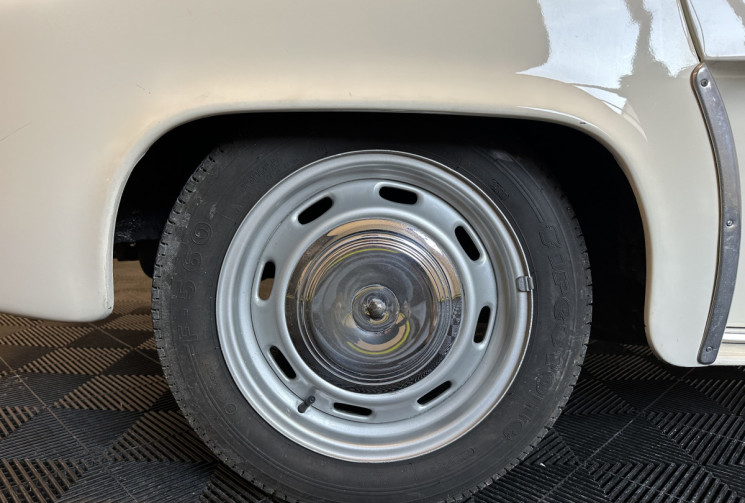 Renault Dauphine Ondine de 1961 excellent état