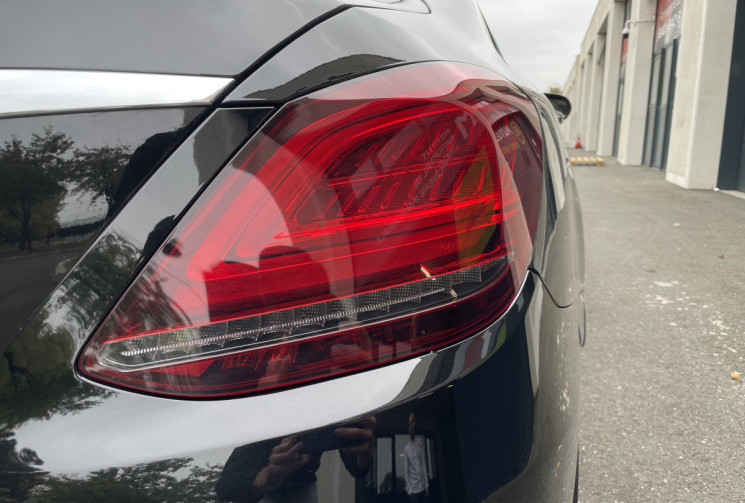 Mercedes Classe C  200 AMG LINE 184 EQ * TOIT OUVRANT / BURMESTER / SIEGES CHAUFFANT