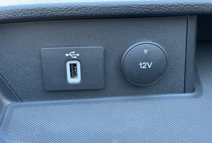 Ford TRANSIT CUSTOM FG Limited 2.0 EcoBlue 130 ch 320 L2H1 Cabine Approfondie 6 Places / 22908€ HT