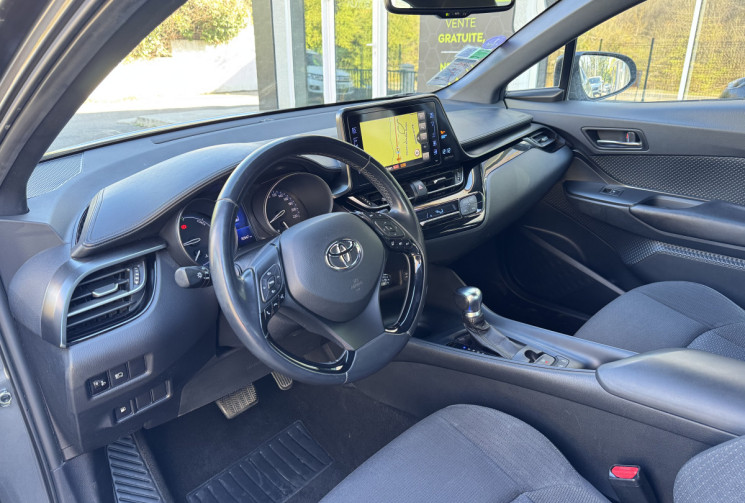 Toyota C-HR Dynamic 1.8 VVT-i 122 HSD Hybrid 2WD CVT / Attelage / Garantie Toyota Relax