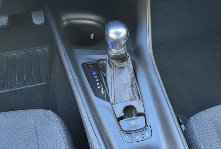 Toyota C-HR Dynamic 1.8 VVT-i 122 HSD Hybrid 2WD CVT / Attelage / Garantie Toyota Relax