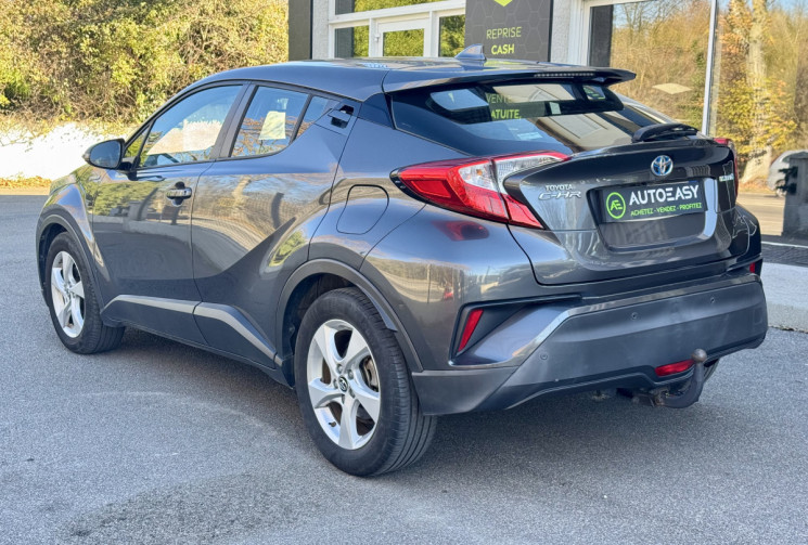 Toyota C-HR Dynamic 1.8 VVT-i 122 HSD Hybrid 2WD CVT / Attelage / Garantie Toyota Relax