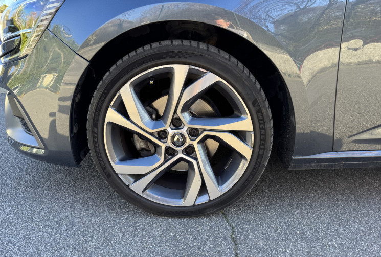 Renault Megane RS Line 1.3 TCe 160 EDC7 / Toit ouvrant / Cockpit / Carplay / Attelage / Entretien OK