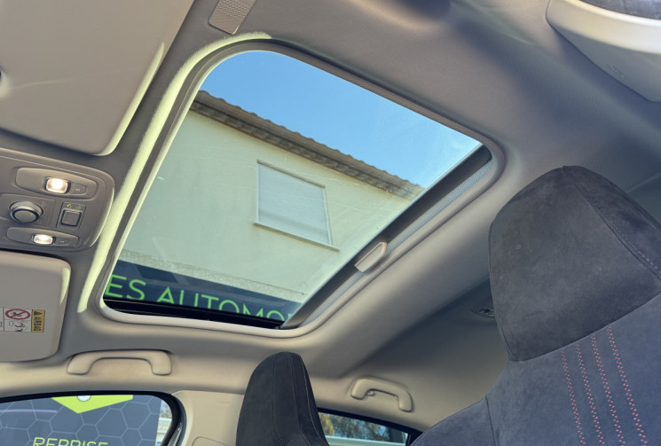 Renault Megane RS Line 1.3 TCe 160 EDC7 / Toit ouvrant / Cockpit / Carplay / Attelage / Entretien OK