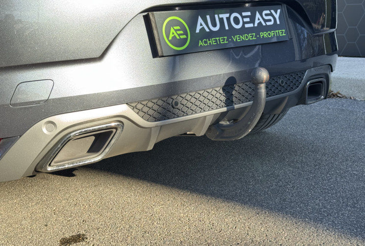 Renault Megane RS Line 1.3 TCe 160 EDC7 / Toit ouvrant / Cockpit / Carplay / Attelage / Entretien OK