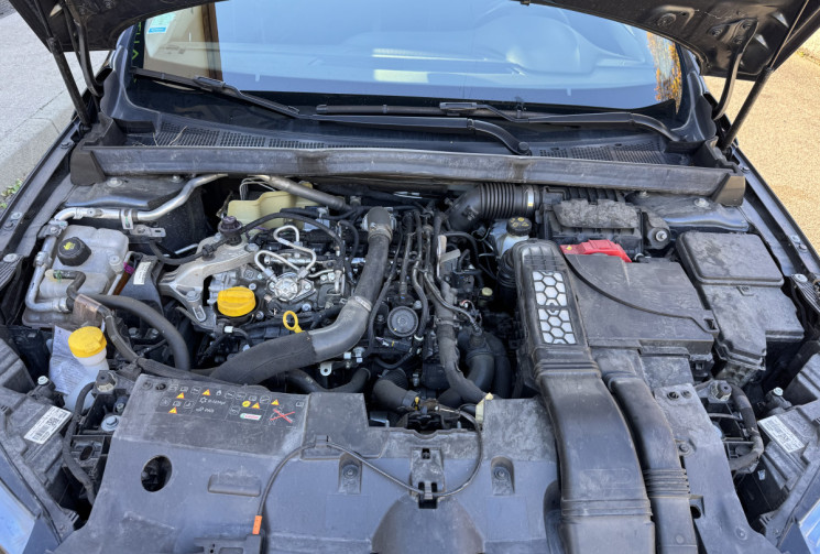 Renault Megane RS Line 1.3 TCe 160 EDC7 / Toit ouvrant / Cockpit / Carplay / Attelage / Entretien OK