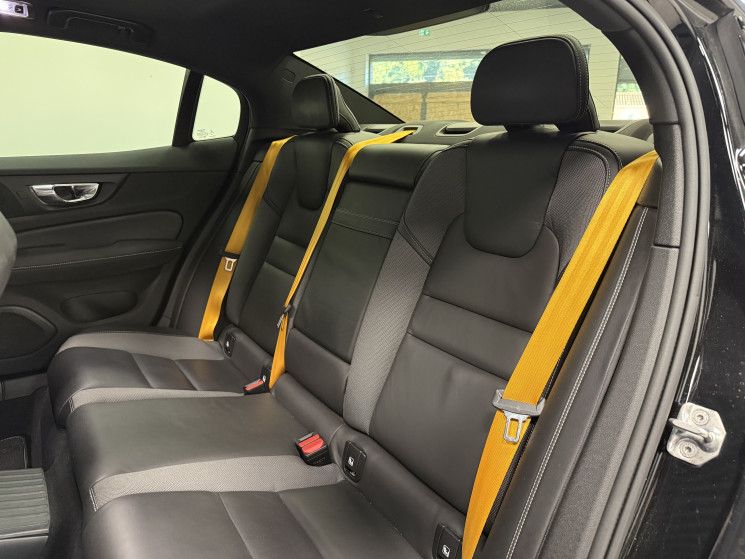 Volvo S60 T8 Recharge Twin Engine Polestar 2.0 16V 405 ch Plug in Hybrid AWD Geartronic