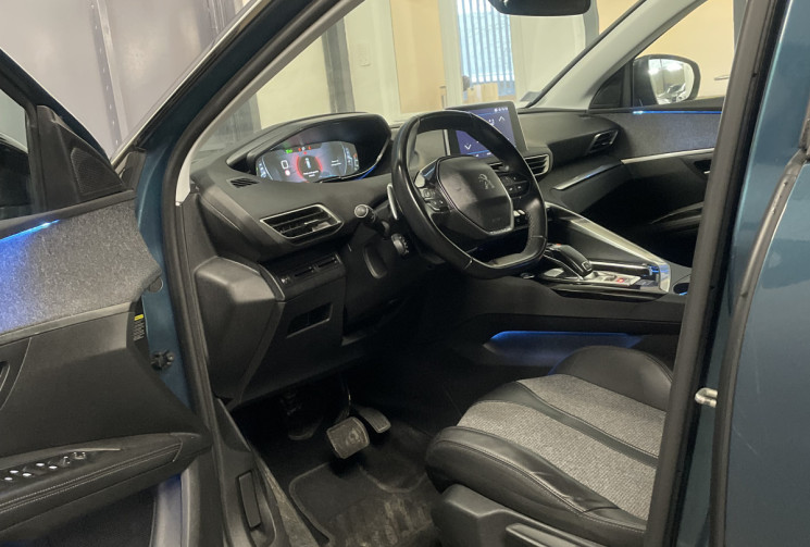 Peugeot 5008 ALLURE 1.6 165ch MOTEUR A CHAINE 