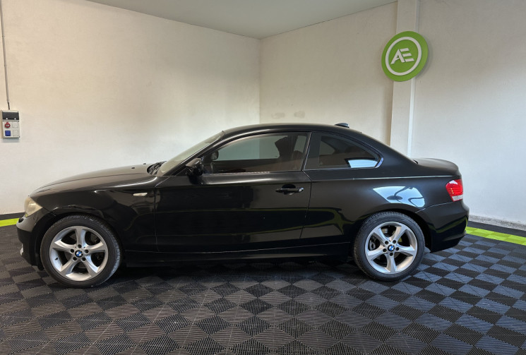 BMW Série 1 Coupé I (E82) 123d Confort