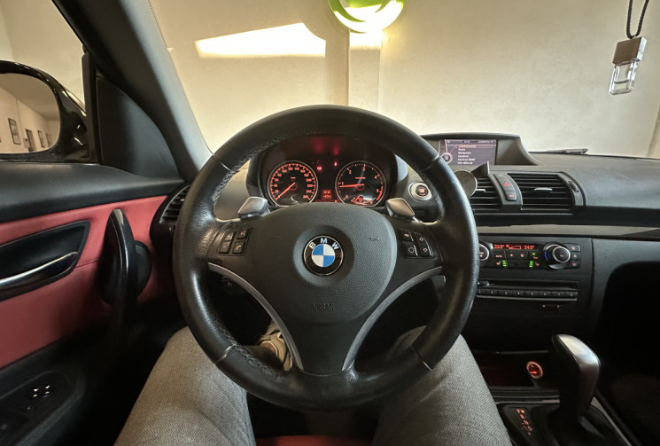 BMW Série 1 Coupé I (E82) 123d Confort