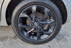 Opel Corsa 1.4 90 Black Edition