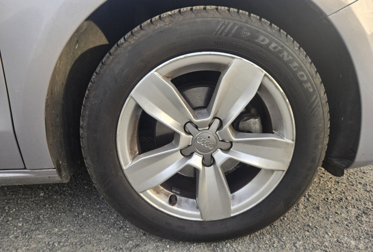 Audi A1 Sportback 1.0 TFSI 95ch ultra * faible KM * très bon état * CT vierge * entretien ok * 