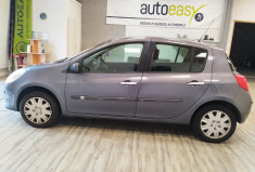 Renault Clio III 5 Portes 1.6 i 16V 111 cv
