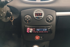 Renault Clio III 5 Portes 1.6 i 16V 111 cv