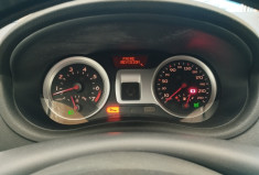 Renault Clio III 5 Portes 1.6 i 16V 111 cv