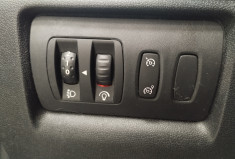 Renault Clio III 5 Portes 1.6 i 16V 111 cv