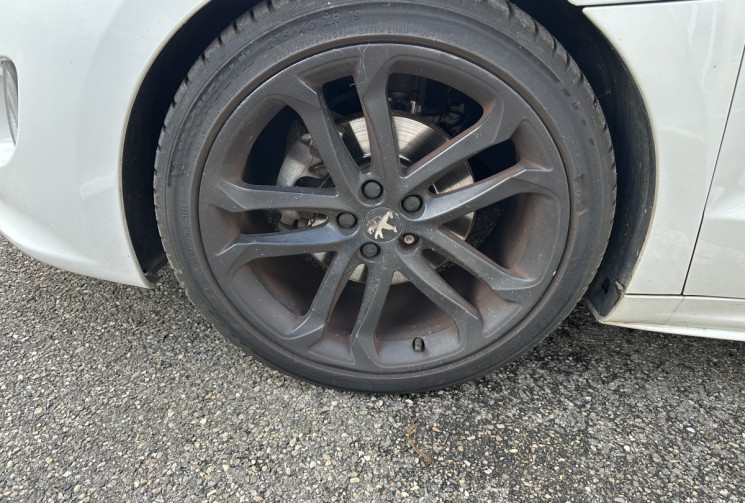 Peugeot RCZ 1.6 THP 16v 156 ch