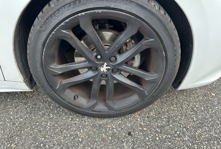 Peugeot RCZ 1.6 THP 16v 156 ch