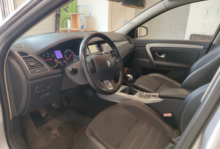 Renault LAGUNA III 1.5l DCI 110 Tom Tom Live 2EME MAIN 