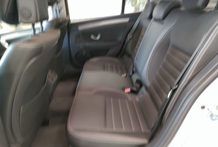 Renault LAGUNA III 1.5l DCI 110 Tom Tom Live 2EME MAIN 