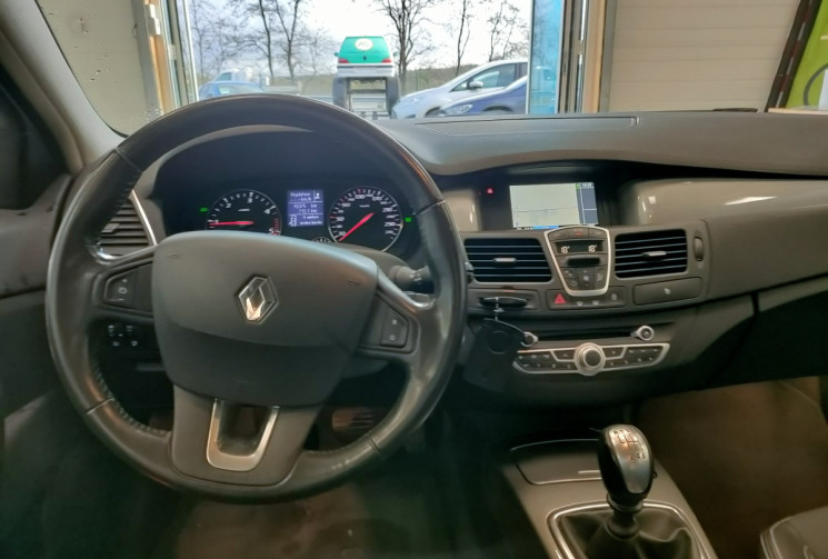 Renault LAGUNA III 1.5l DCI 110 Tom Tom Live 2EME MAIN 