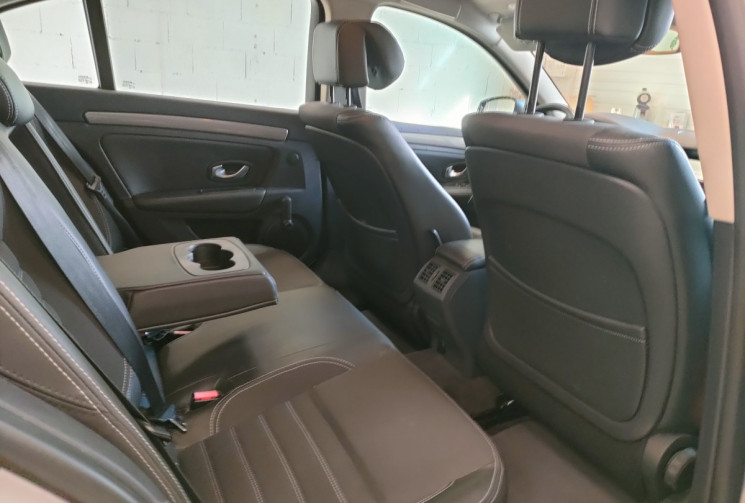 Renault LAGUNA III 1.5l DCI 110 Tom Tom Live 2EME MAIN 