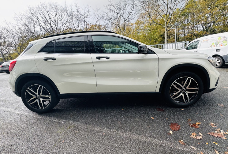 Mercedes GLA 200 156ch Sensation Etat exceptionnel / Attelage