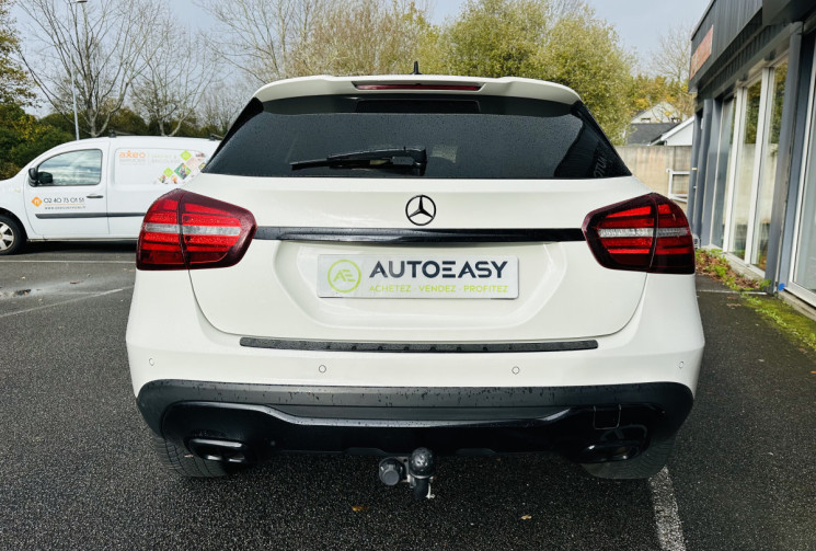 Mercedes GLA 200 156ch Sensation Etat exceptionnel / Attelage