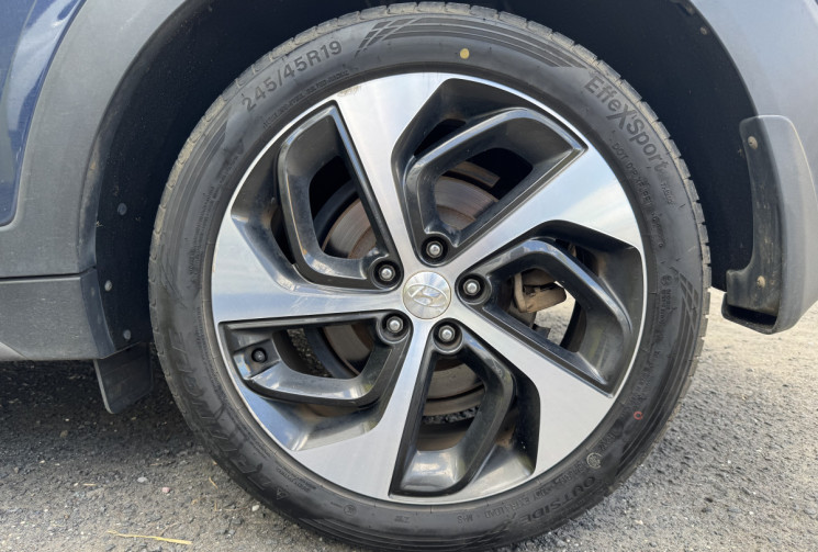 Hyundai Tucson III 1.7 CRDi 16V 2WD DCT7 S&S // Boîte auto Lounge // Première Main //Moteur a chaine