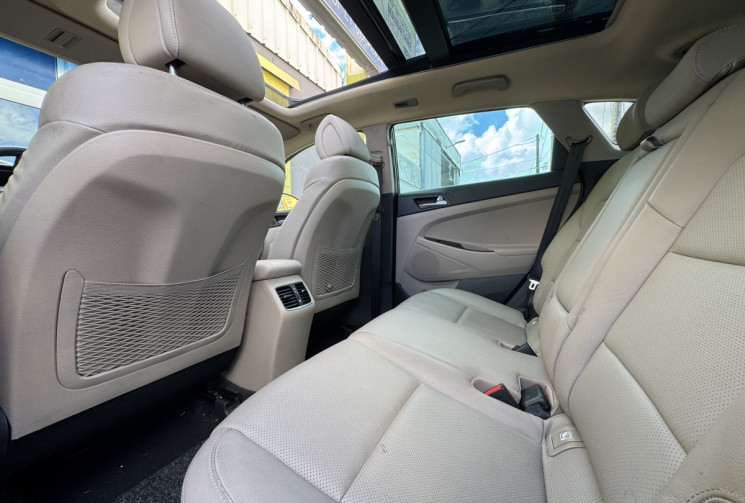 Hyundai Tucson III 1.7 CRDi 16V 2WD DCT7 S&S // Boîte auto Lounge // Première Main //Moteur a chaine