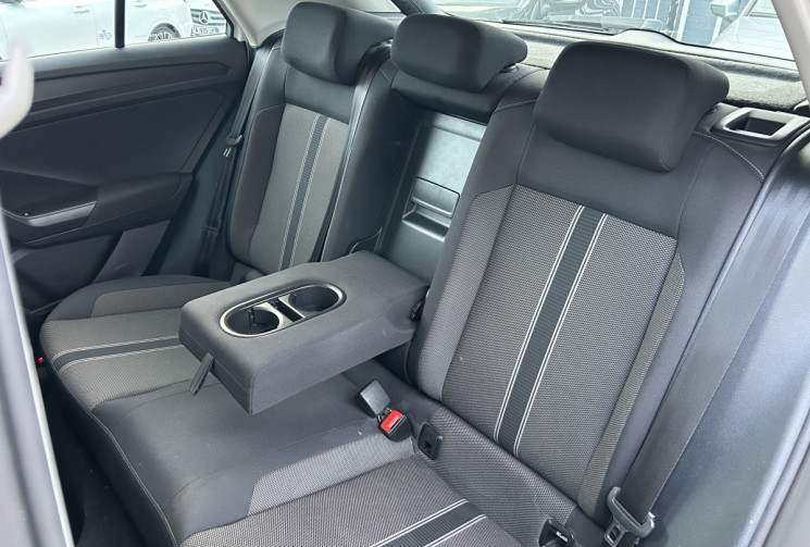 Volkswagen T-Roc 1.6 TDI 115 Ch Lounge BVM6 * CARPLAY * CAMERA DE RECUL