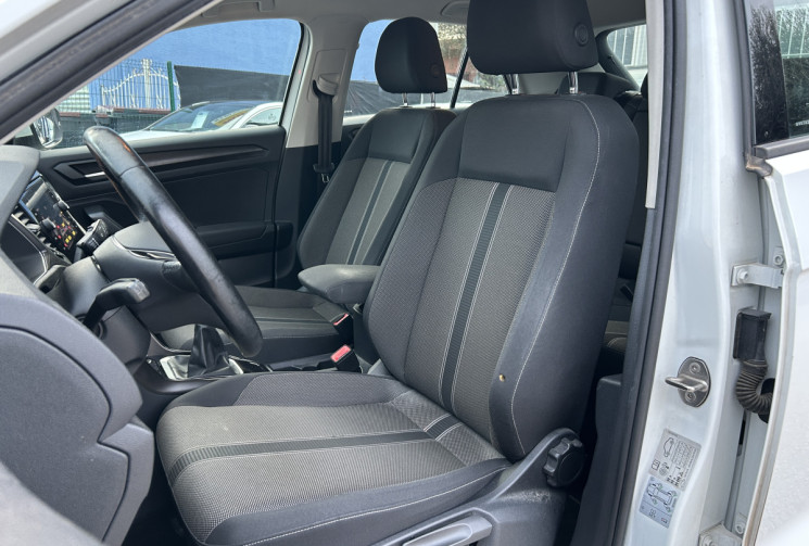 Volkswagen T-Roc 1.6 TDI 115 Ch Lounge BVM6 * CARPLAY * CAMERA DE RECUL