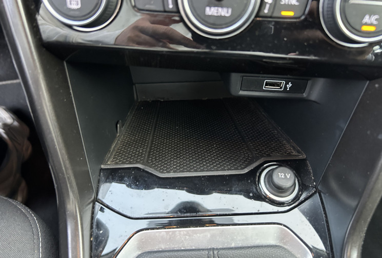 Volkswagen T-Roc 1.6 TDI 115 Ch Lounge BVM6 * CARPLAY * CAMERA DE RECUL