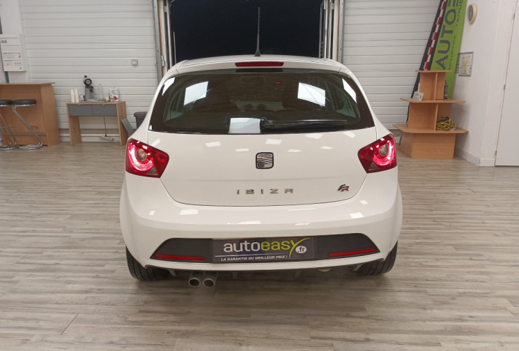 SEAT Ibiza FR IV HB 5 portes 1.4 TSi 16V DSG (7 rapports) 150 cv Boîte auto