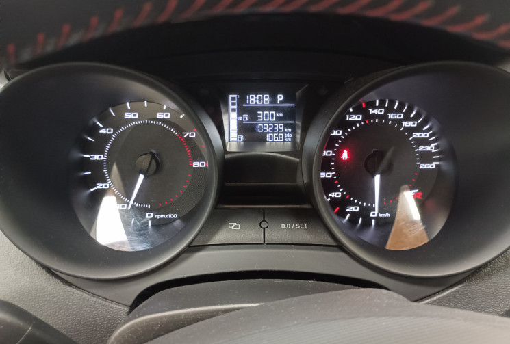 SEAT Ibiza FR IV HB 5 portes 1.4 TSi 16V DSG (7 rapports) 150 cv Boîte auto