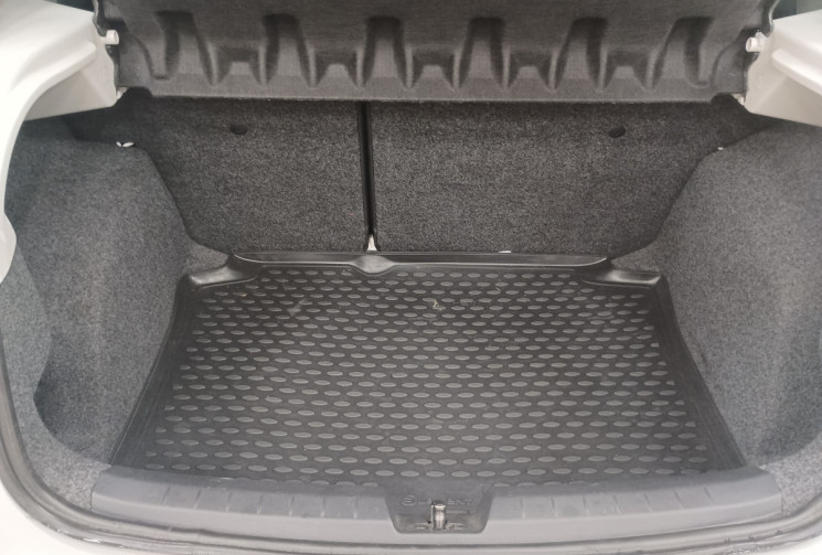 SEAT Ibiza FR IV HB 5 portes 1.4 TSi 16V DSG (7 rapports) 150 cv Boîte auto