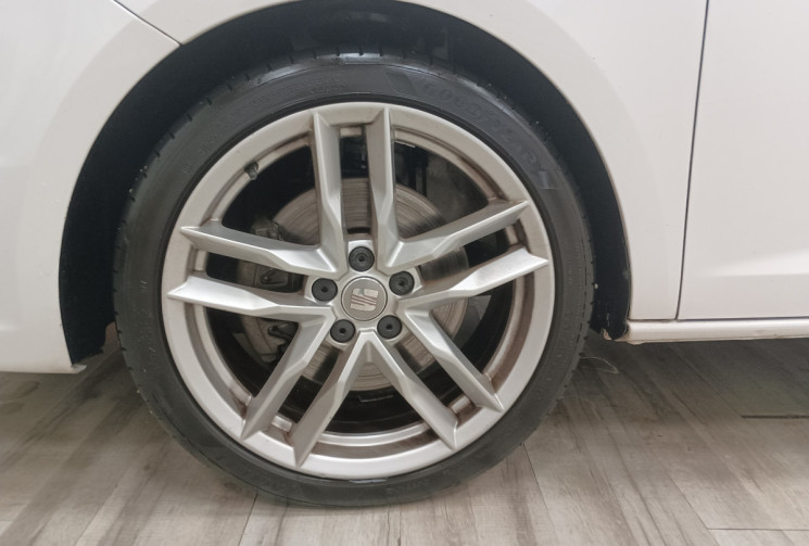 SEAT Ibiza FR IV HB 5 portes 1.4 TSi 16V DSG (7 rapports) 150 cv Boîte auto