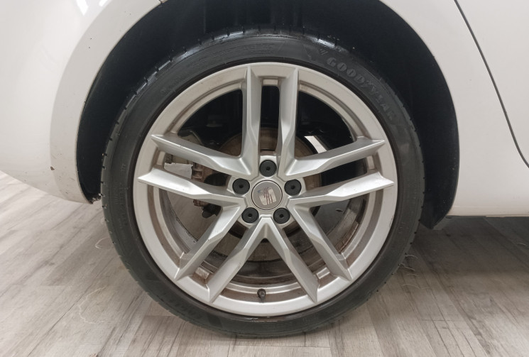 SEAT Ibiza FR IV HB 5 portes 1.4 TSi 16V DSG (7 rapports) 150 cv Boîte auto