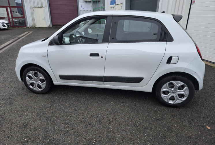 Renault Twingo 1.0 SCe 65ch Team Rugby * 1 ERE MAIN * ENTRETIEN FULL RENAULT * FAIBLE KM *          