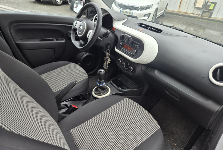 Renault Twingo 1.0 SCe 65ch Team Rugby * 1 ERE MAIN * ENTRETIEN FULL RENAULT * FAIBLE KM *          