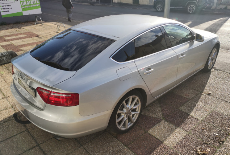 Audi A5 SPORTBACK  2.0 TFSI 180 cv AMBIENTE / Flexfuel
