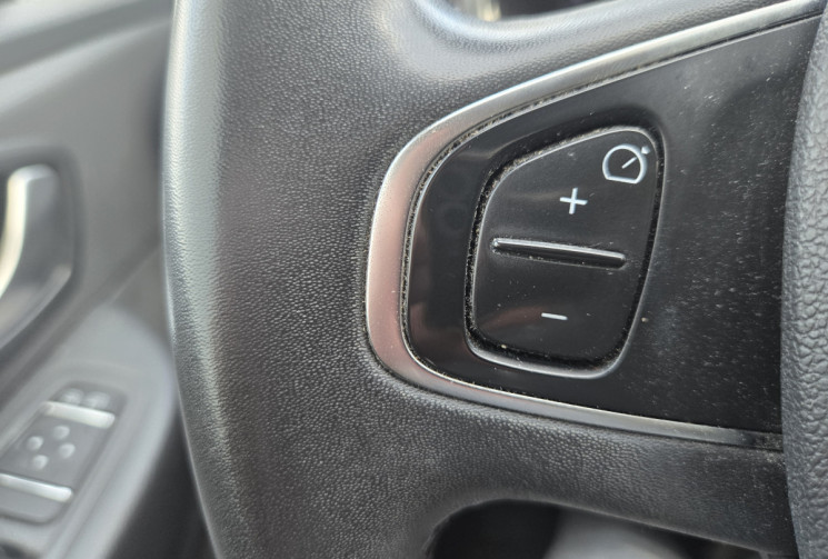 Renault Clio 1.5 dCi 75ch energy Business * DISTRIBUTION NEUVE * ENTRETIEN OK* 