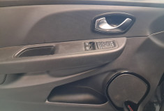 Renault Clio  IV 1.2 16V 75 cv Limited climauto gps  - TBE - SUIVI ENTRETIEN- DISTRI OK  - GARANTIE 