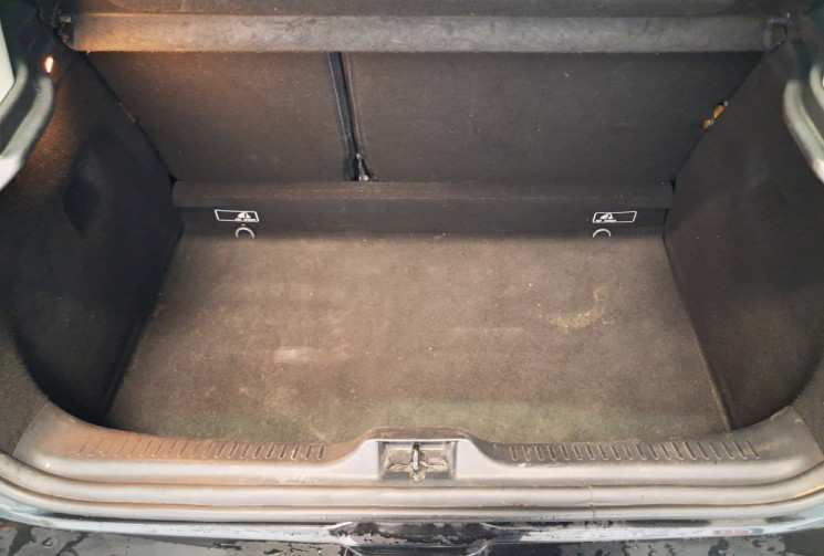 Renault Clio  IV 1.2 16V 75 cv Limited climauto gps  - TBE - SUIVI ENTRETIEN- DISTRI OK  - GARANTIE 