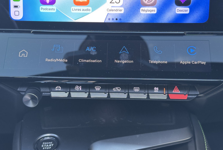 Peugeot 308 GT Pack 1.6 Hybride 225 e-EAT8 / Toit ouvrant / Cuir / Carplay / Lumiere Ambiance