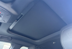 Peugeot 308 GT Pack 1.6 Hybride 225 e-EAT8 / Toit ouvrant / Cuir / Carplay / Lumiere Ambiance